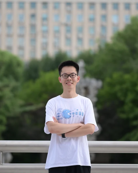 Portrait of Kairong Luo